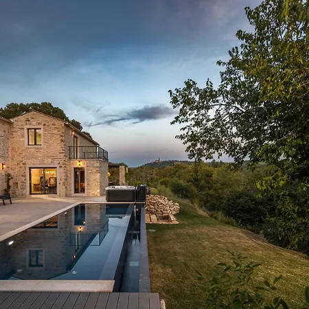 La Vinella With Heated Pool * Buje