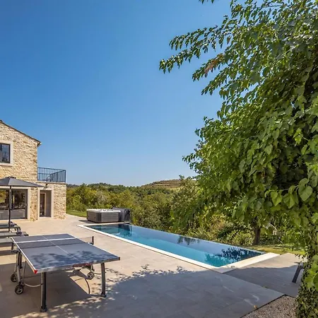 Villa La Vinella With Heated Pool