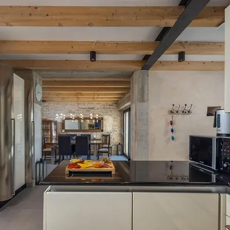 Villa La Vinella With Heated Pool Buje