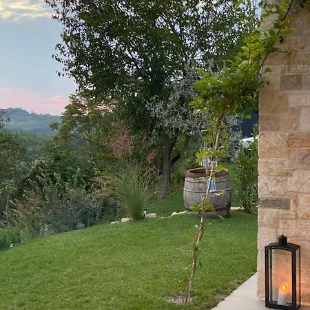 La Vinella With Heated Pool * Buje
